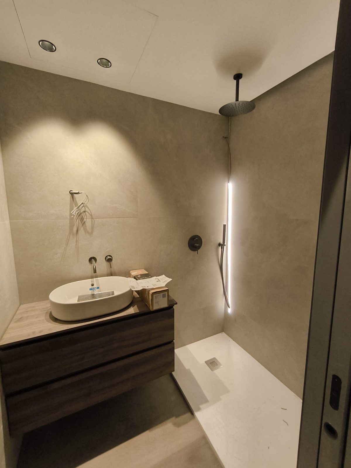 Pedro Tafur 1 (Sevilla), baño