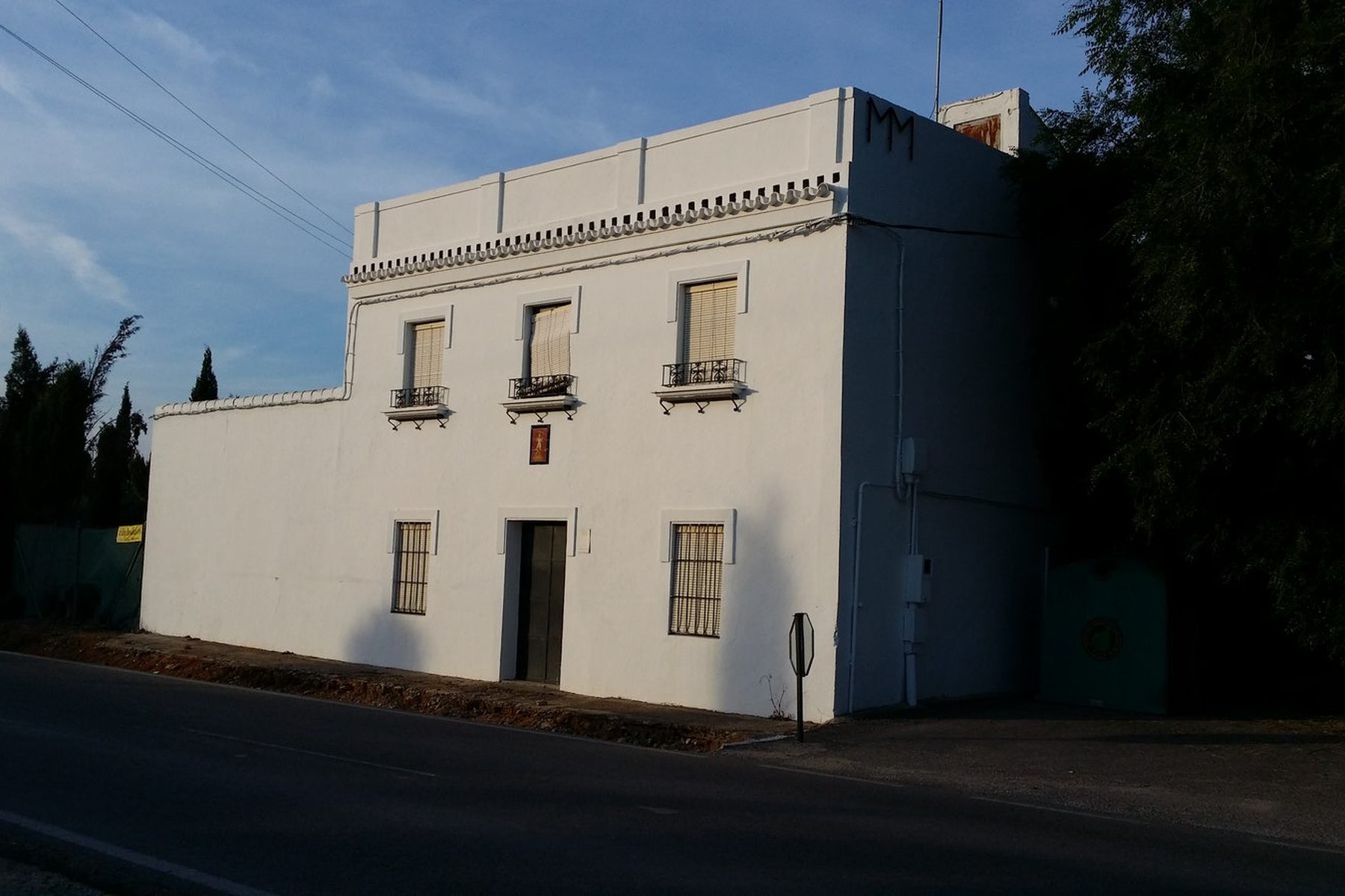 estado previo, fachada a la carretera